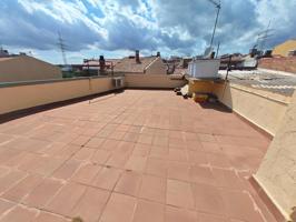 CASA IDEAL PARA DOS FAMILIAS CON GRAN PATIO Y TERRAZA EN LA GRIPIA photo 0