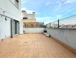 ATICO 102 m2 CON TERRAZA DE 53 m2 A PIE DE COMEDOR INCLUYE PARQUING Y TRATERO EN AVENIDA MADRID TOCANDO ESTACIO EST photo 0
