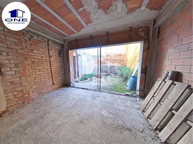 Casa en venta en pleno centro de Rubí photo 0