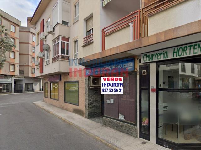 Local En venta en Navalmoral De La Mata photo 0