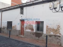 Casa En venta en Navalmoral De La Mata photo 0