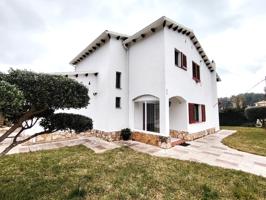 PRECIOSO CHALET CON JARDIN photo 0