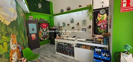 TRASPASO DE TIENDA DE CBD UNICA EN LLEIDA.. photo 0