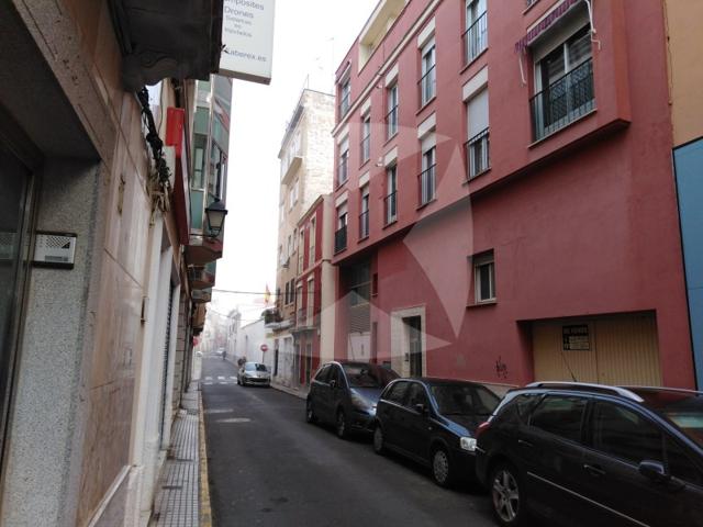 Local En venta en Badajoz photo 0