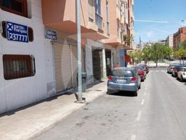 Local En venta en Badajoz photo 0