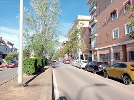 Local En alquiler en Badajoz photo 0