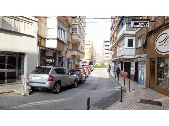 Local En venta en Badajoz photo 0