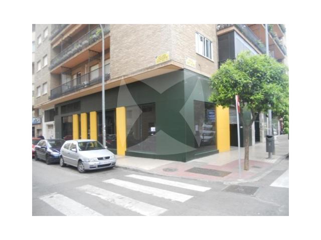 Local En alquiler en Badajoz photo 0