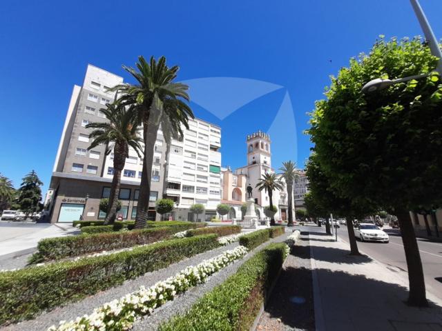 Piso En venta en Badajoz photo 0