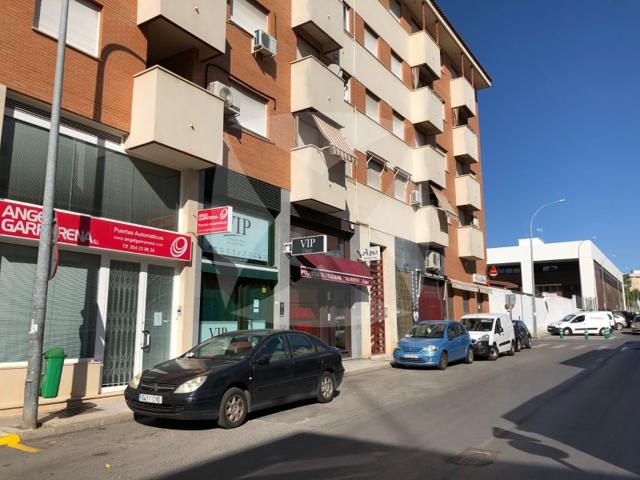 Local En alquiler en Badajoz photo 0