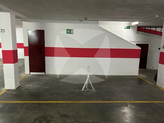 Parking Subterráneo En venta en Badajoz photo 0