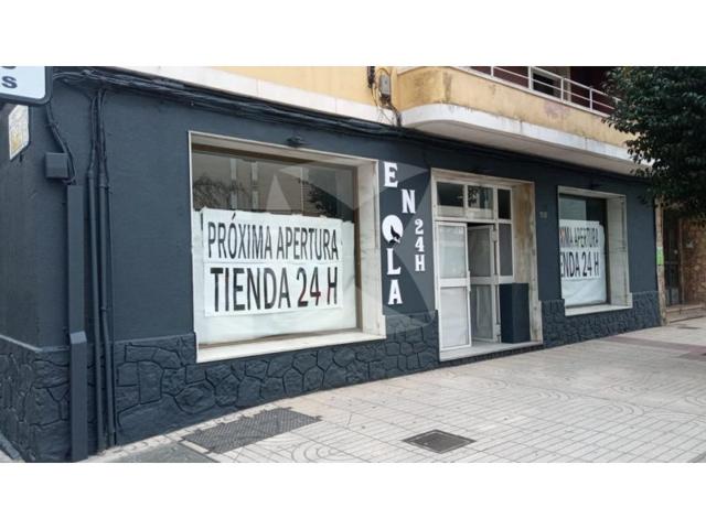 Local En alquiler en Badajoz photo 0