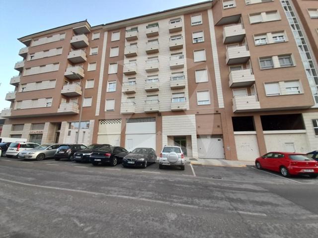 Local En venta en Badajoz photo 0