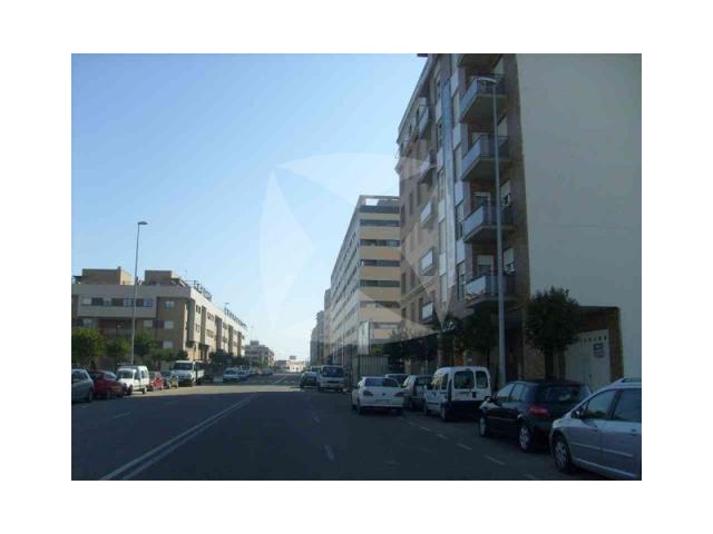 Local En alquiler en Badajoz photo 0