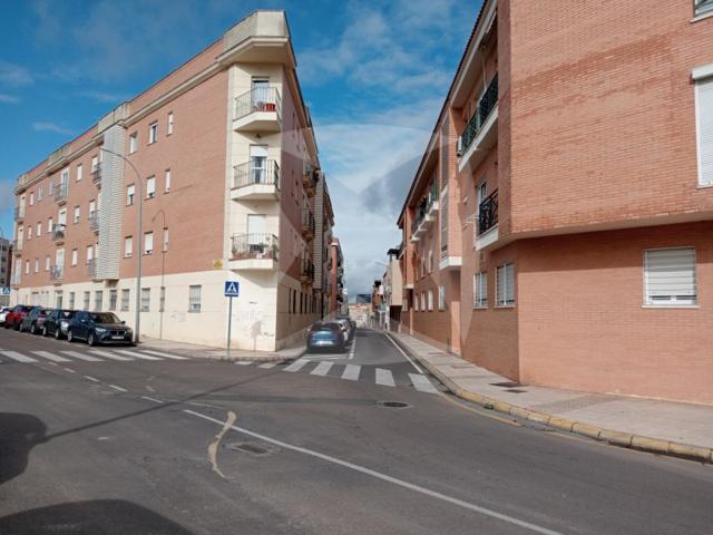 Piso En venta en María Auxiliadora - Cerro Del Viento, Badajoz photo 0