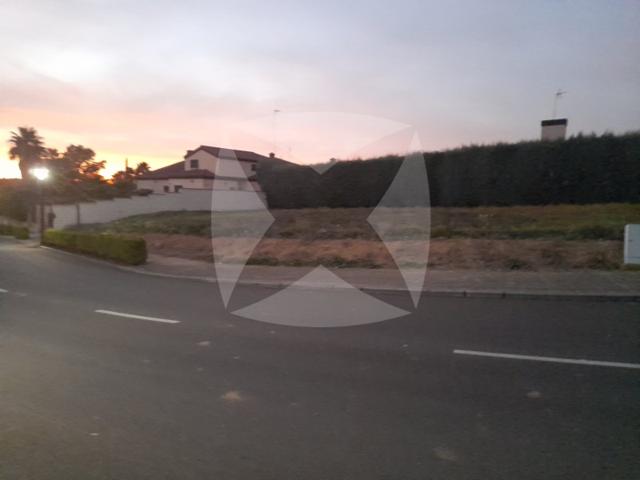 Terrenos Edificables En venta en Badajoz photo 0