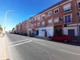 Local En venta en Badajoz photo 0