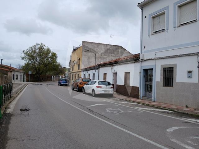 Casa En venta en Cáceres photo 0