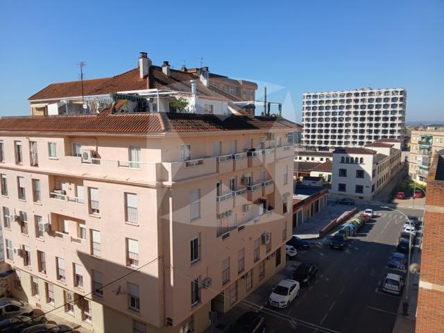 Piso En venta en San Fernando, Badajoz photo 0