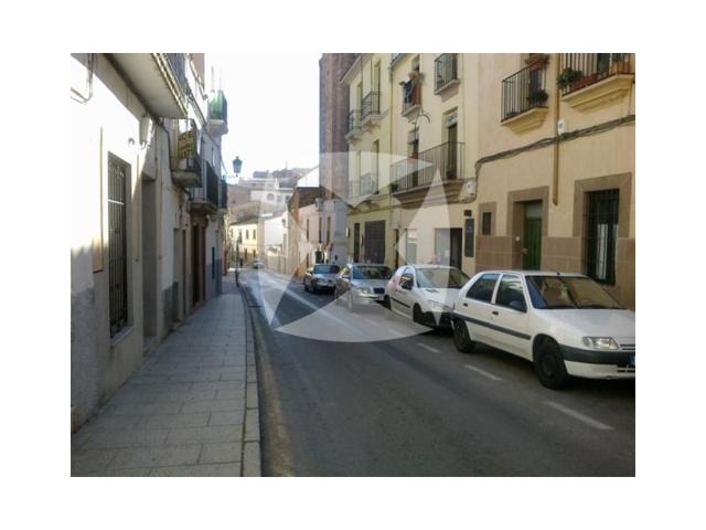 Piso En venta en Cáceres photo 0