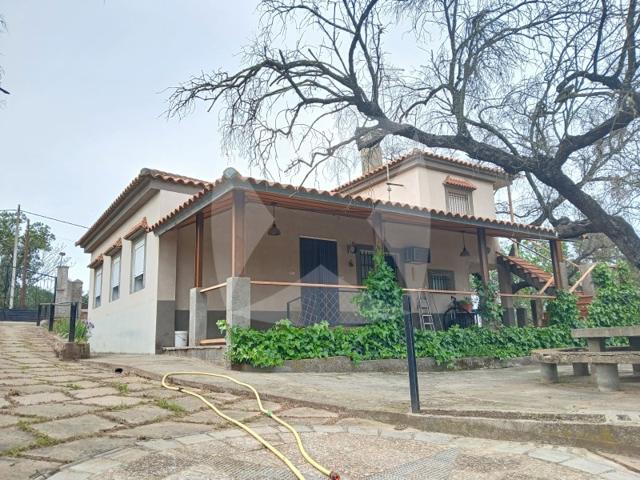 Piso En venta en Tres Arroyos, Badajoz photo 0