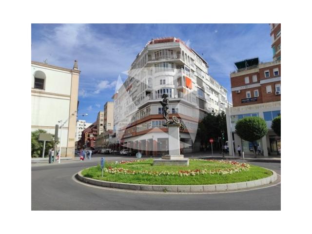 Parking Subterráneo En venta en Badajoz photo 0