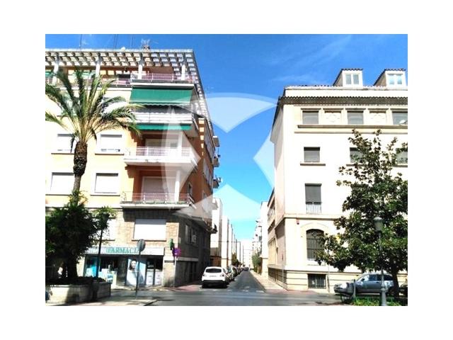 Piso En venta en Badajoz photo 0