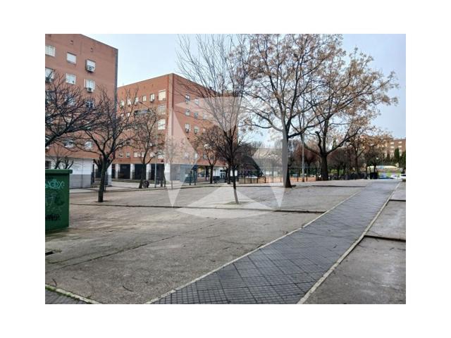 Parking Subterráneo En venta en Moctezuma, Cáceres photo 0