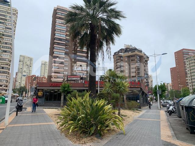 Local En venta en Benidorm photo 0