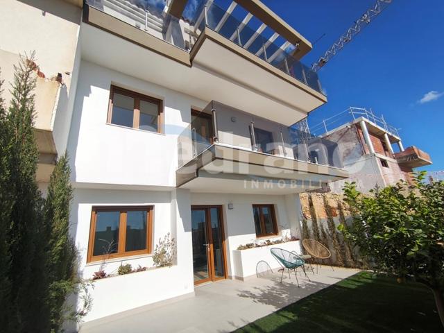 Villa En venta en La Nucia photo 0