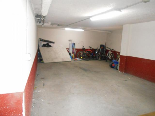SE VENDE PLAZA DE GARAJE photo 0