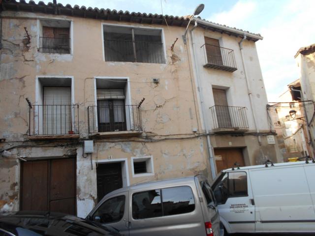 Vendo piso para reformar, en Tarazona photo 0