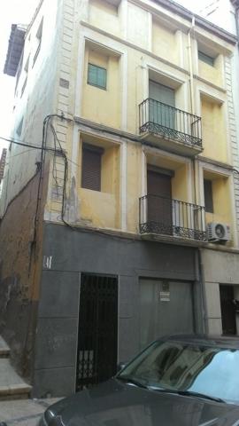 SE VENDE EL 50% DE EDIFICIO EN TARAZONA photo 0