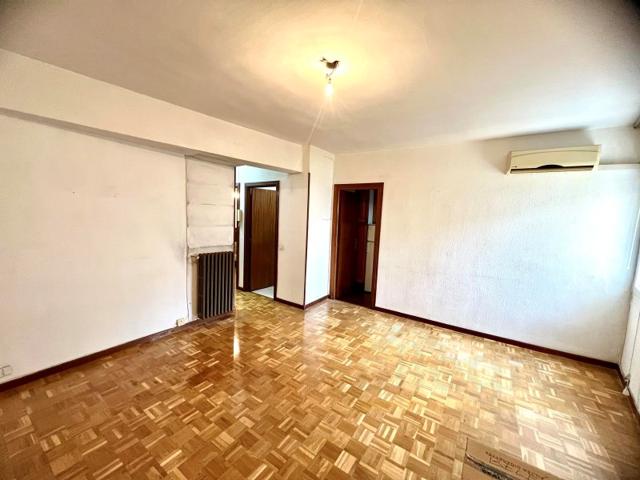 Piso En venta en Madrid photo 0