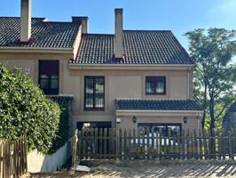 Villa En venta en Torrelodones photo 0