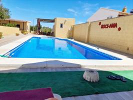 Casa de recreo, piscina y cuadras en una finca rustica de 4.175 M2. photo 0