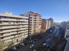 VENTA PISO EN ALICANTE CENTRO JUNTO PUERTO DEPORTIVO CON GARAJE photo 0