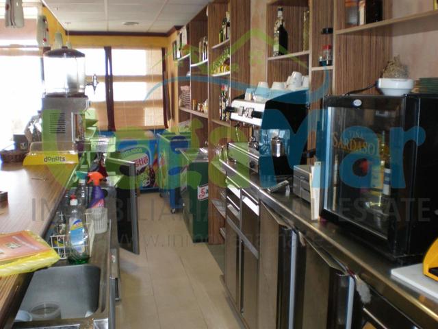 Local en venta en Almuñécar de 100 m2 photo 0