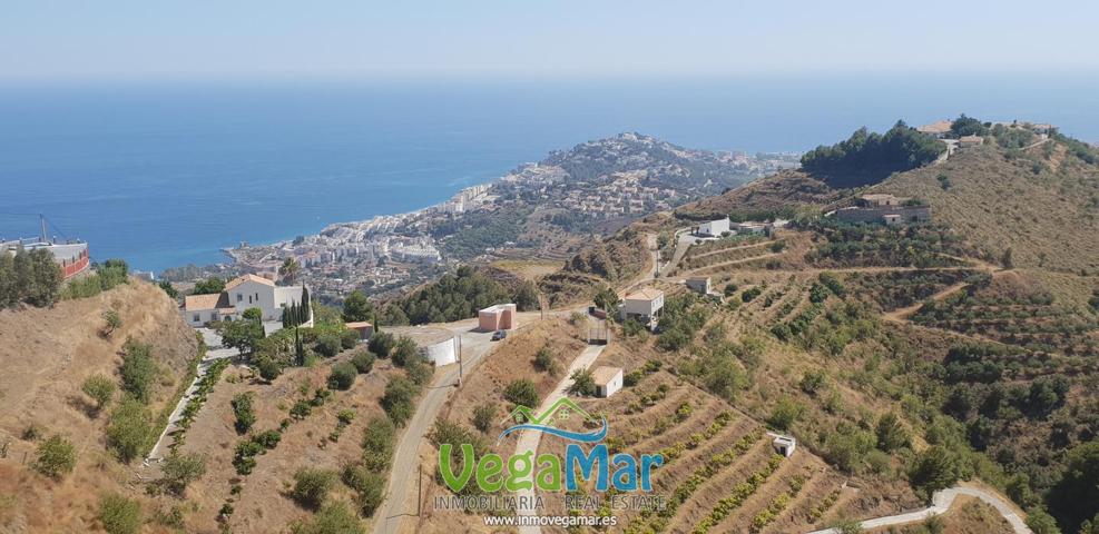 Terreno en venta en Almuñécar de 25000 m2 photo 0