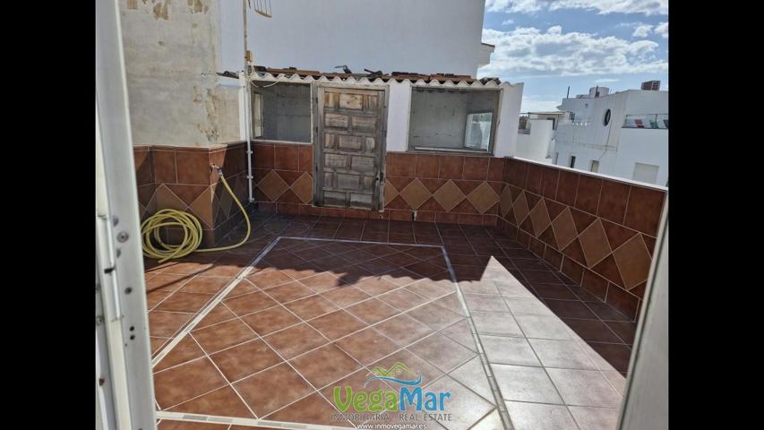 Se vende casa en el casco antiguo de Almuñécar photo 0