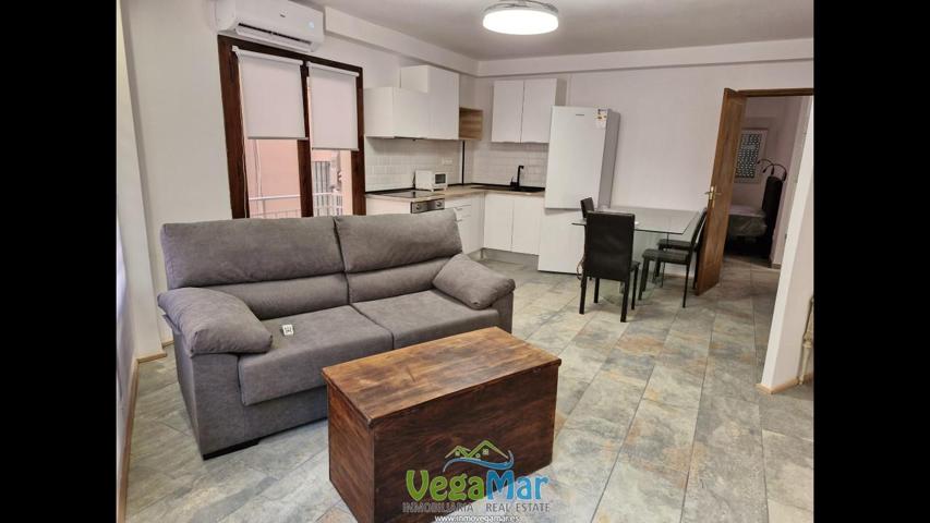 Piso en alquiler en Almuñecar de 60 m2 photo 0