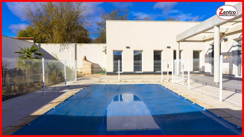 Casa En venta en Ramon Barreda, Alcazar De San Juan photo 0