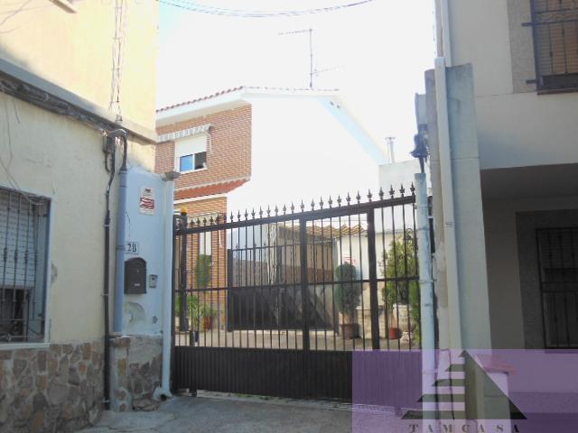 Unifamiliar Pareada En venta en Centro, Seseña photo 0