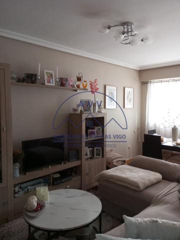 Amplio piso de tres dormitorios, al comieno de Travesía de Vigo photo 0