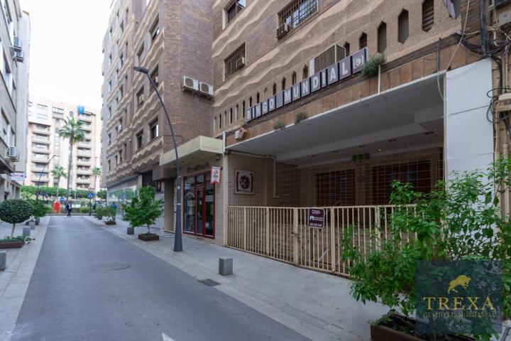 Oficina En venta en Centro, Almeria photo 0
