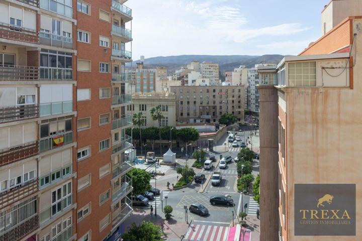 Piso En venta en Centro, Almeria photo 0