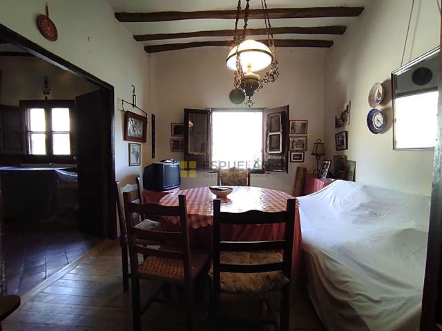 Casa De Pueblo en venta en Enciso de 1000 m2 photo 0