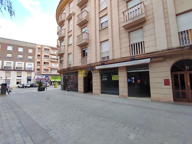 Local en venta en Arnedo de 87 m2 photo 0