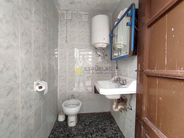 Local en venta en Arnedo de 80 m2 photo 0