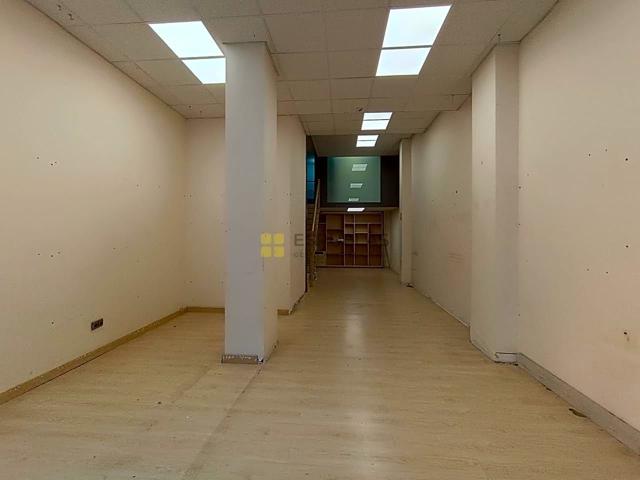 Local en venta en Arnedo de 65 m2 photo 0